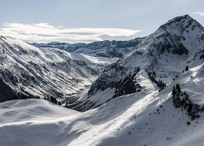 فندق لو جراند بلفيو غشتاد