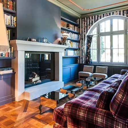 Szálloda Le Grand Bellevue 5*